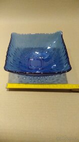 Miska z modrého skla - 2