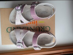 Divci sandalky c.25 zn.GRUNLAND junior - 2