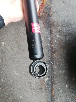 200sx zadní oem zadní tlumiče - 2