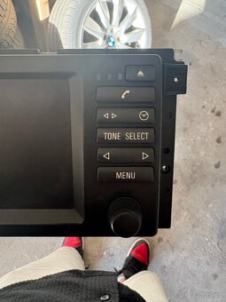Rádio z BMW e39 - 2