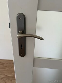 Interiérové dveře vč. zárubní (80 cm), prosklené - 2