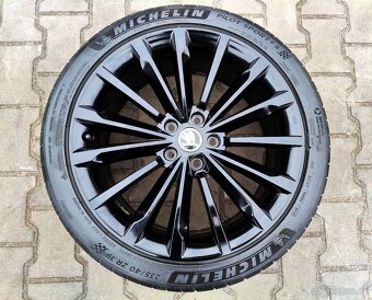 Alu kola originál Škoda Superb III 5x112 R19 - 2