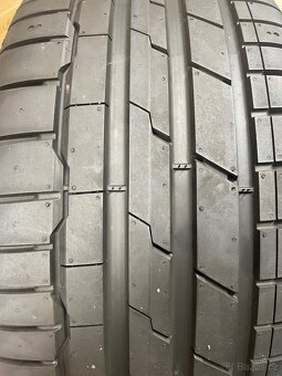 Pneu letní 4x Hankook 235/30r20 99% - 2