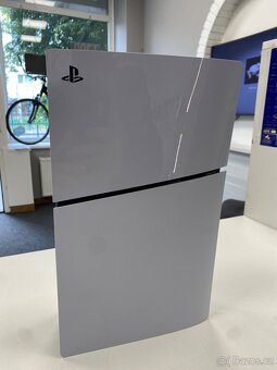 PlayStation 5+2x ovladač - 2