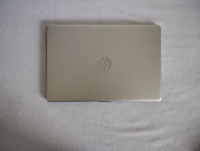 HP Laptop 15s-eq1800nc stříbrný - 2