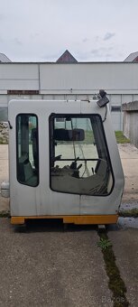 Liebherr kabina - 2