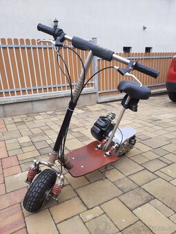 Motorová koloběžka - 2