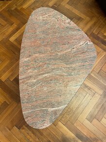 Stůl krásná žula multicolor RED leštěný - 2