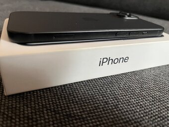 Prodám IPhone 15 - 2