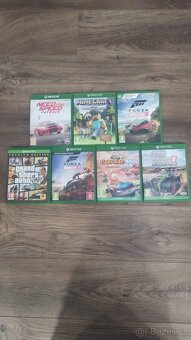 Xbox one 512gb - 2