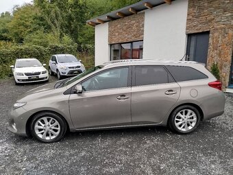 Toyota AURIS 2,0 D-4D, 1.MAJITEL, r.v. 9/2013, 219.987 km - 2