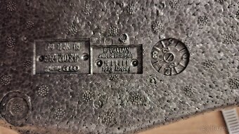 4K8.012.169.G , Opravná sada pneu   Audi  A6C8 - 2