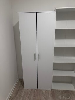 Víceúčelová policová skříň – bílá (2 ks) - 2