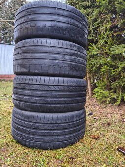 Letní Pneu 255/35 R20 - 2