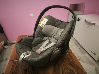Autosedačka Cybex vajíčko - 2