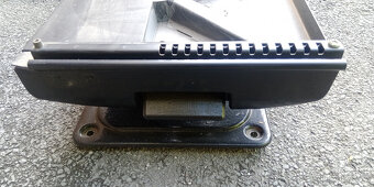 OTOČNÁ KONZOLE VW T4 - 2