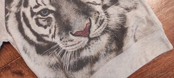 Dívčí mikina vel.104 - 2