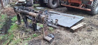 Hydraulické čelo na náklaďák - 2
