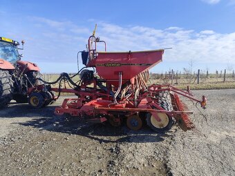 Secí stroj Väderstad Rapid 400F - 2