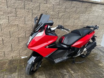 Gilera gp 800 2010 - 2