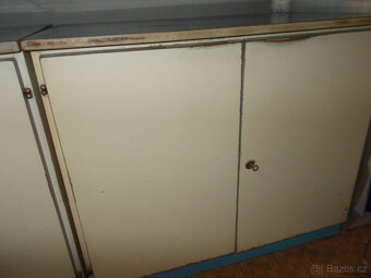 Kuchyňská skříňka - 2