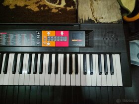 Elektronické klávesy Yamaha PSR F51 - 2