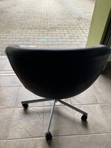 Otočná židle na kolečkách IKEA SKRUVSTA - 2