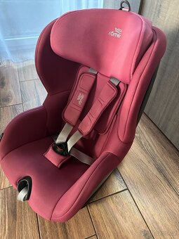 BRITAX RÖMER Autosedačka Trifix  i-Size 76-105cm - 2