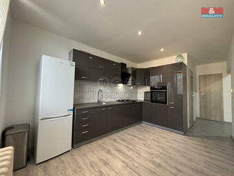 Prodej bytu 3+1, 78 m², Orlová, ul. Adamusova - 2