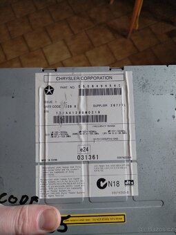 Rádio z Chrysler 300C - 2
