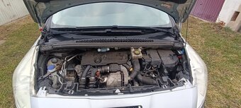 Peugeot 5008 - 2