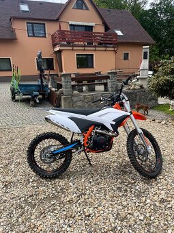 Apollo Thunder 250 – 9,4 mth – výborný stav – r.v. 2024 - 2