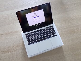 Apple MacBook Air 13,6" (2025) /M4/16GB RAM/256GB/CZ/ZÁRUKA - 2