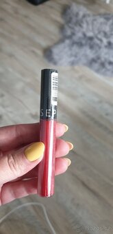 Sephora matná rtěnka 01 Always red - 2