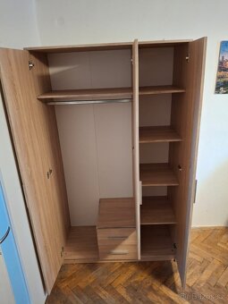 Skříň - 2