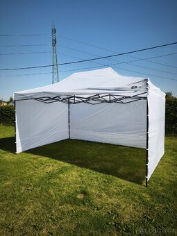 Párty stan 3x4,5m - 2