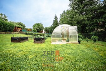 Prodej pozemku pro bydlení o rozloze 1 299 m2 - Petrovice u - 2
