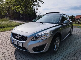 VOLVO C30 SUMMUM 2.0D 110KW 5 VÁLEC , AUTOMAT, XENON, KŮŽE - 2