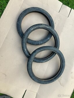 3x pneu na babetu - 2