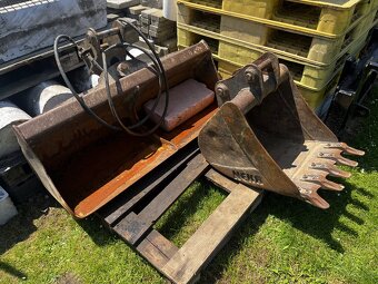 minibagr Komatsu PC30MR-3 - 2