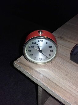 Stary budik - 2