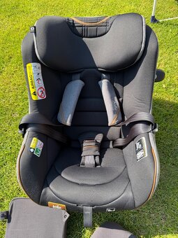 Autosedačka Joie i-Harbour signature a izofix základna - 2