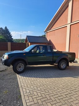 Nissan Navara D22 - 2
