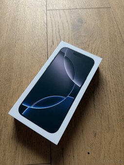 Apple iPhone 16 Pro Max 256GB černý - 2