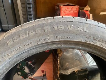 Letní pneu 235/45 R19 V XL - 2
