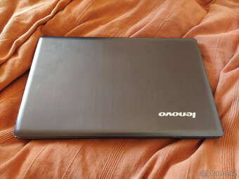 15,6" Lenovo Intel i5; 2gb grafika gt 640m - 2