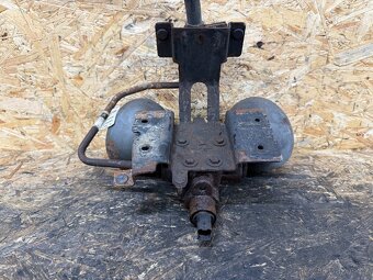 ČERPADLO PODVOZKU CITROEN C5 III 9685492280 - 2