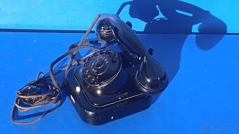 Historický telefon "K" -Tesla Karlín. - 2