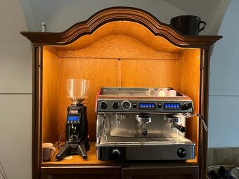 Dvoupákový profesionální kávovar - protýká bojler - 2