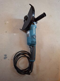 Makita GA9050R - 2